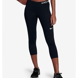 Nike Pro Cropped Leggings